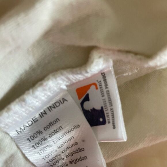 Vintage Albert Pujols Signed Angels Ringer Tshirt - Picture 6 of 6